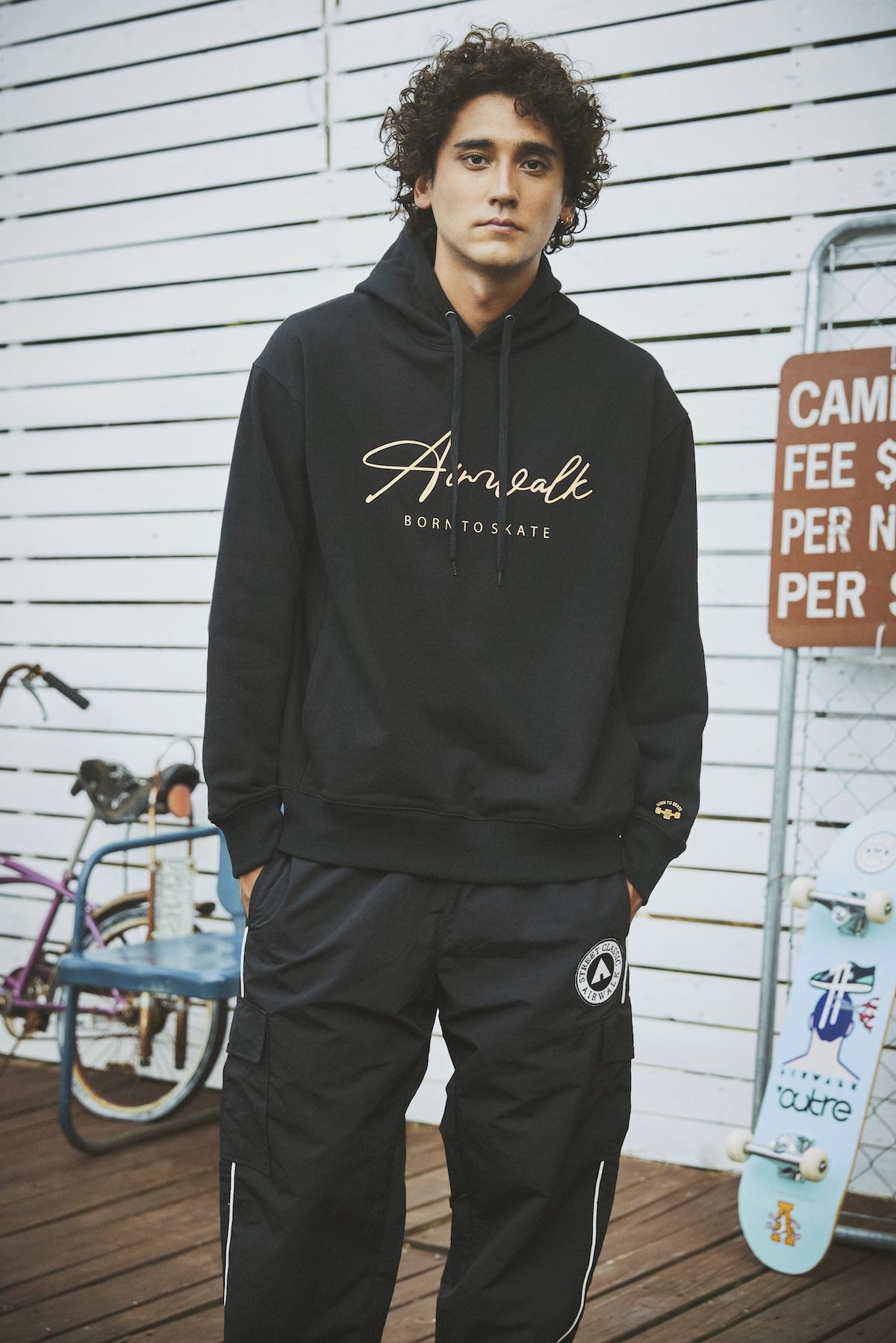 LOOK | AIRWALK（エアウォーク）