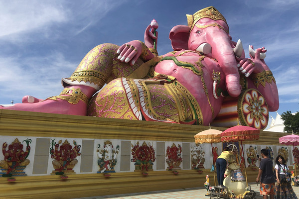 ピンクのガネーシャ】 3倍速で願いが叶う？ピンクの神様にお願いしに行