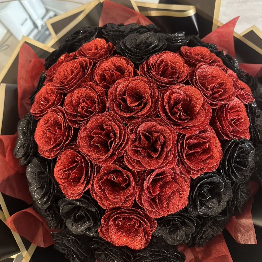 50本のグリッターローズで出来るハート型グリッターローズ花束 – AlleyGift