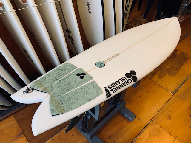 NEWボード【CI FISH】CHANNEL ISLANDS | サーフィンスクール 千葉市