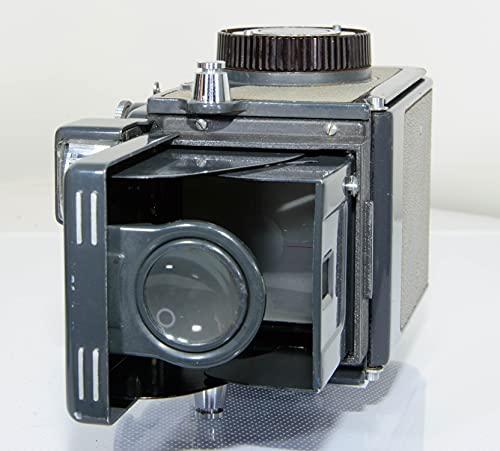 あまてむ｜ヤシカ44 ベスト判フィルム使用の4×4cm二眼レフカメラ