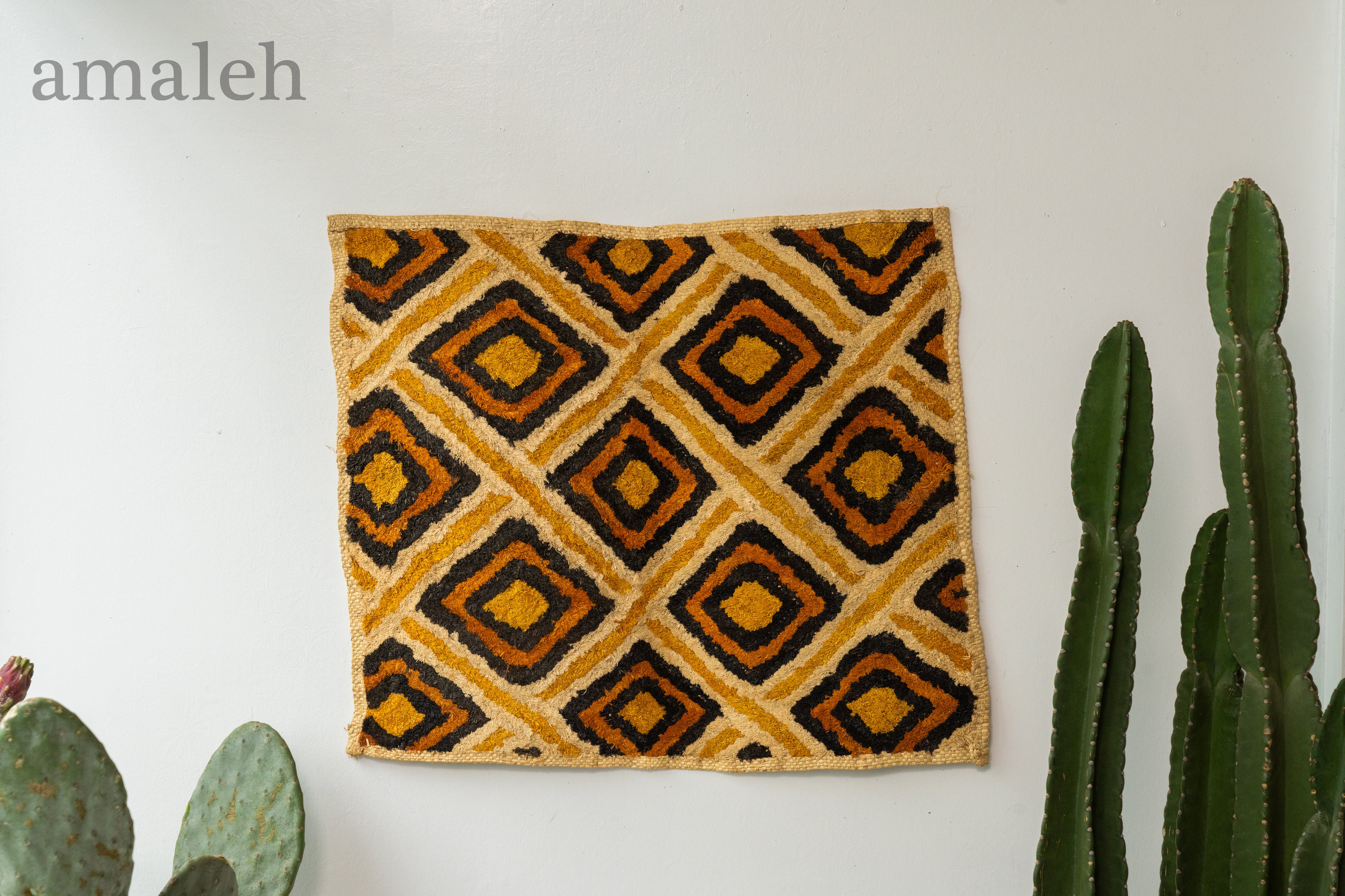 クバ王国伝統のクバクロス-KUBA TEXTILES】クバ布-草ビロード