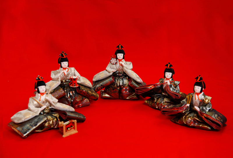 桂甫作安藤人形店の七段飾り（官女・五人囃・随臣・仕丁） | 雛人形