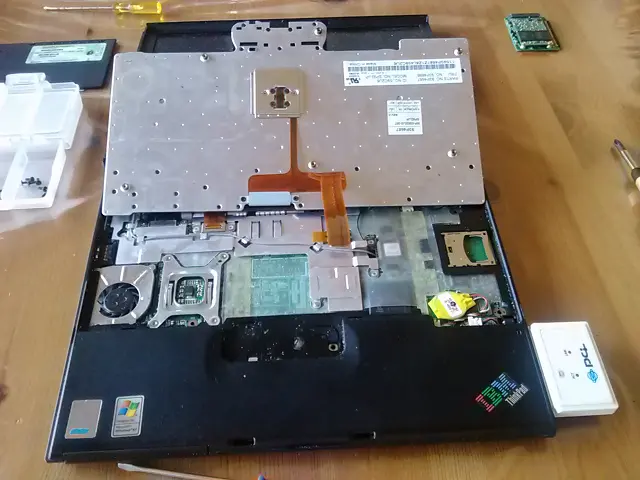 ThinkPad X40 HDDからmSATA SSDへの換装記録