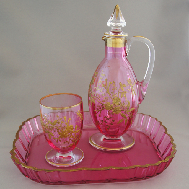 オールドバカラ「ピンク色ガラス デカンタ&グラス&トレー セット
