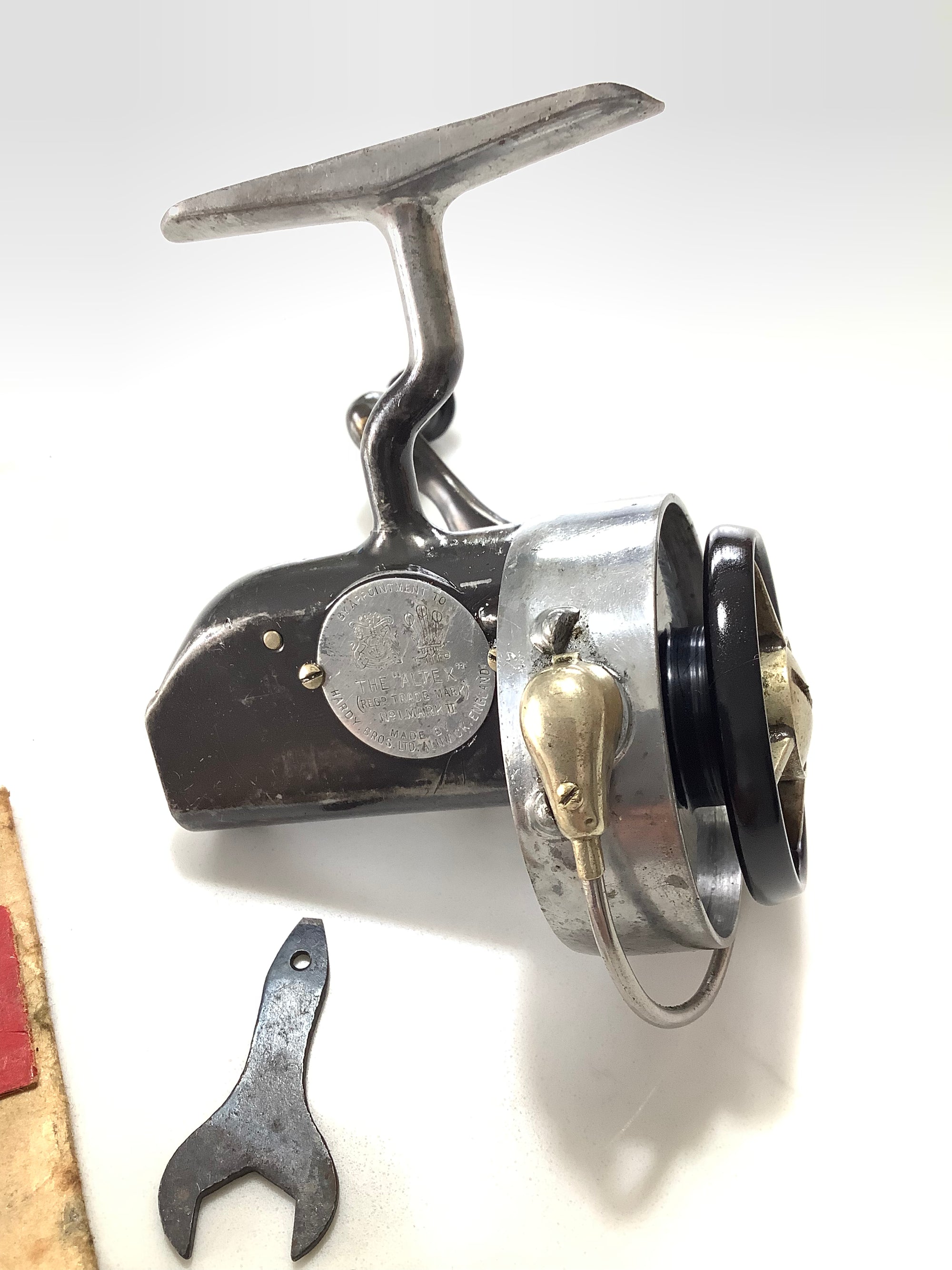 Antique Hardy Bros No.1 MKII ALTEX Fixed spool Reel – Antique