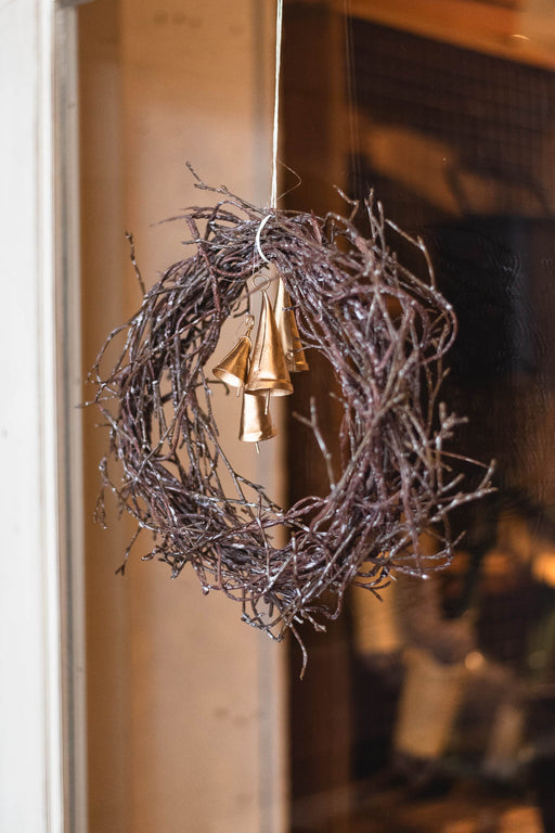 冬の枝ものリース｜雪化粧バーチのフェイクリース 23cm — ANTRY USE