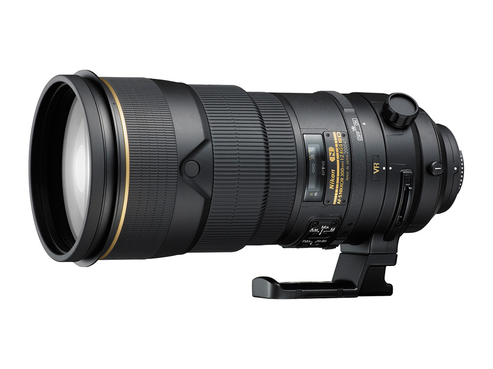 プロもご用達の大口径望遠レンズ AF-S NIKKOR 300mm f/2.8G ED VR II