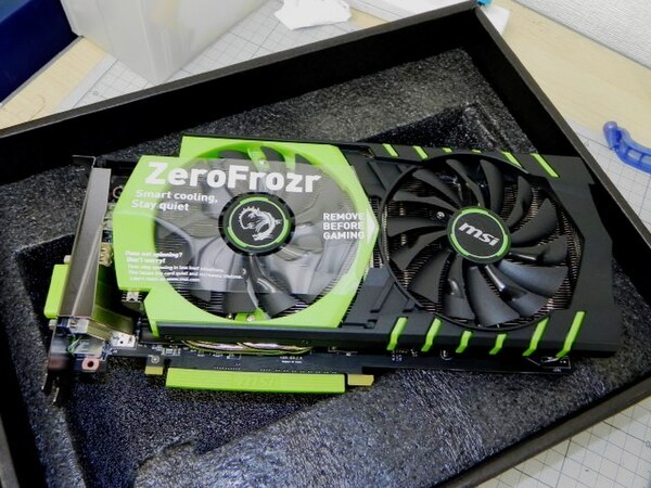 ASCII.jp：NVIDIAカラーで鉄板装備の限定版GTX 960がMSIから登場