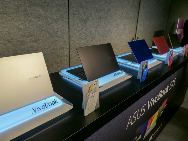 ASCII.jp：ASUSが「ジブン色」を選べる15型モダンPC「ASUS VivoBook