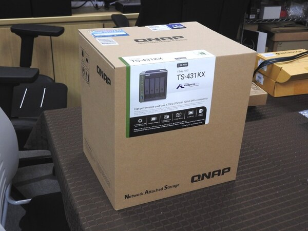 ASCII.jp：10GbE SFP+搭載のクアッドコア+4ベイNASがQNAPから