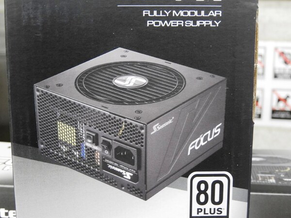 ASCII.jp：奥行140mmで80PLUS PLATINUM認証のSeasonic製電源ユニットが