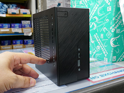 Ryzen PRO 4000対応の小型PCキット「DeskMini X300」がデビュー、OCも