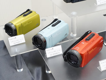 JVC、防水性能を高めたフルHD QUAD PROOFビデオカメラ「Everio R」。約