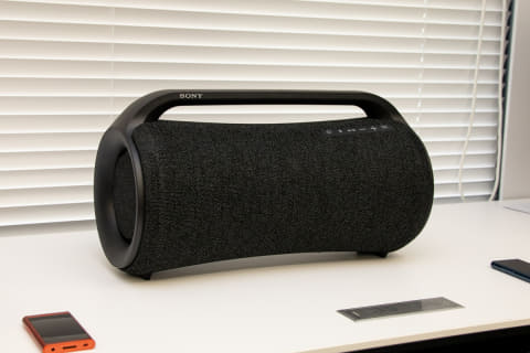 ソニー、矩形ウーファで大音圧の光るワイヤレススピーカー2機種 - AV Watch