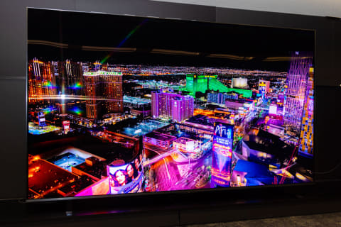 レグザ新時代がキタ！日本第一号RGB Mini LEDテレビ「ZX1」の映像凄