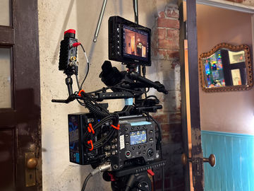 ソニー、ハンディ型の「XDCAM HD」ビデオカメラ - AV Watch