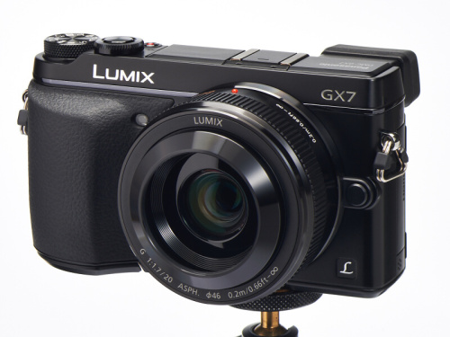 ミニレポート：操作系をメインの一眼レフに近づける （パナソニック