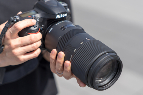 交換レンズレビュー：女性写真家が航空機撮影で「SIGMA 100-400mm F5