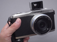 切り貼りデジカメ実験室：「E-P1のパンケーキレンズをワイド化する