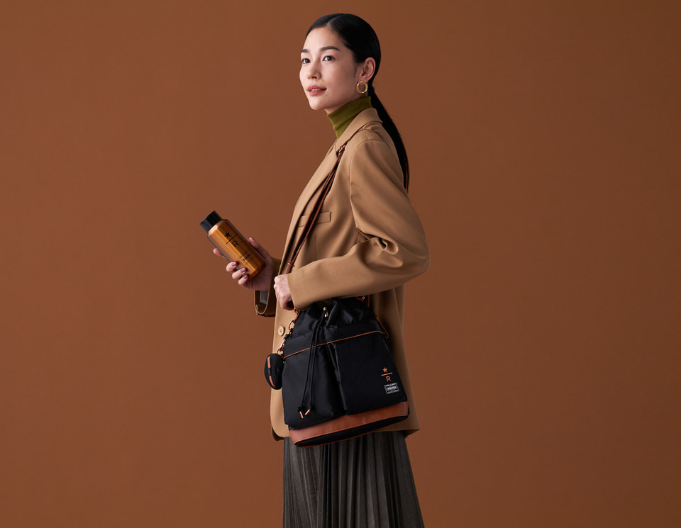 スターバックス「PORTER（ポーター）」コラボのバッグ/ボトルを発売。5