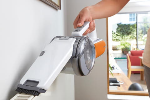 ブラック&デッカー、床や車内ノズルも付いたハンディクリーナー - 家電