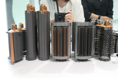 ダイソン、圧倒的に使いやすくなった新ヘアスタイラー - 家電 Watch