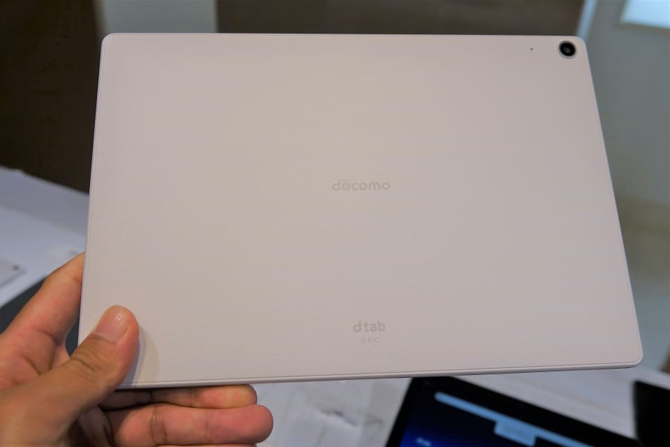 ドコモ、10.1インチで5G対応のタブレット「dtab d-51C」 - ケータイ Watch