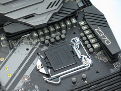 レビュー】写真で見る最新マザー、「ASRock Z370 Extreme4」 ～高消費