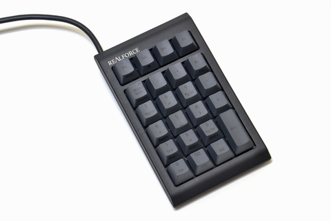 やじうまミニレビュー】15年ぶりの新型テンキー「REALFORCE RT1」は全