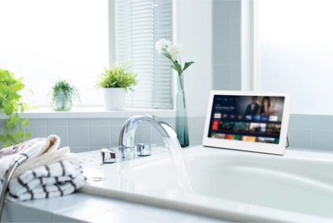 Android搭載のIPX6防水14型スマートモニター。Type-C/HDMI入力対応