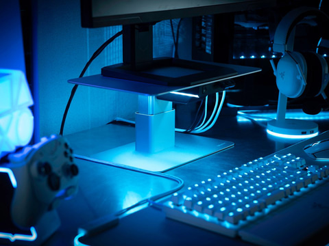 GRAPHT、ミニLED採用/240Hz対応の27型WQHDゲーミングモニター - PC Watch