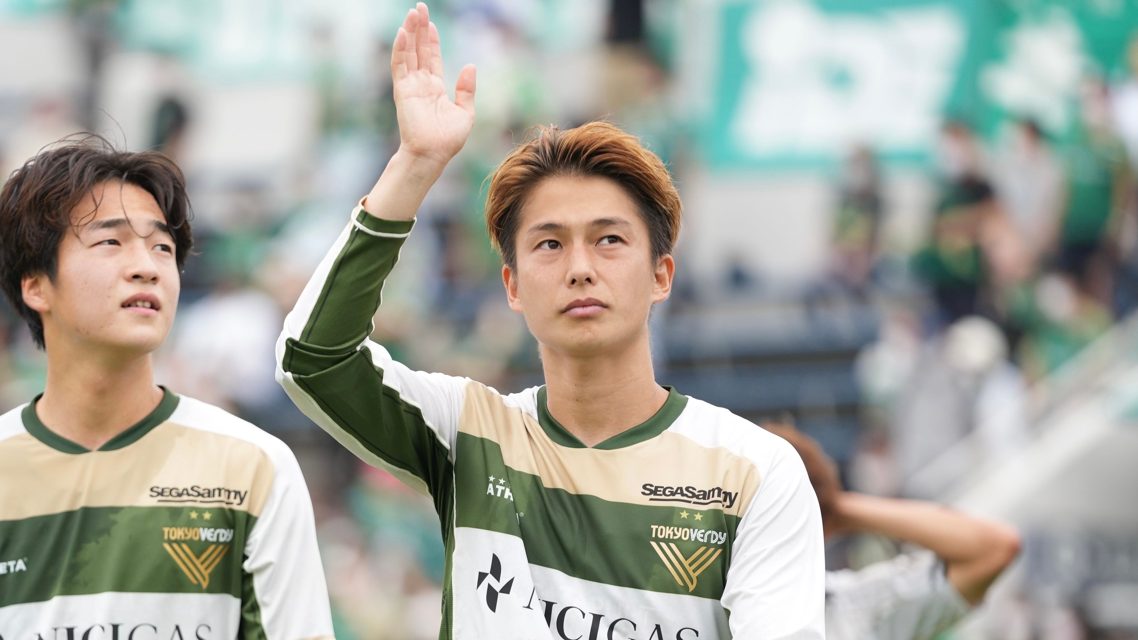 1401111373.jpg?width=1400&