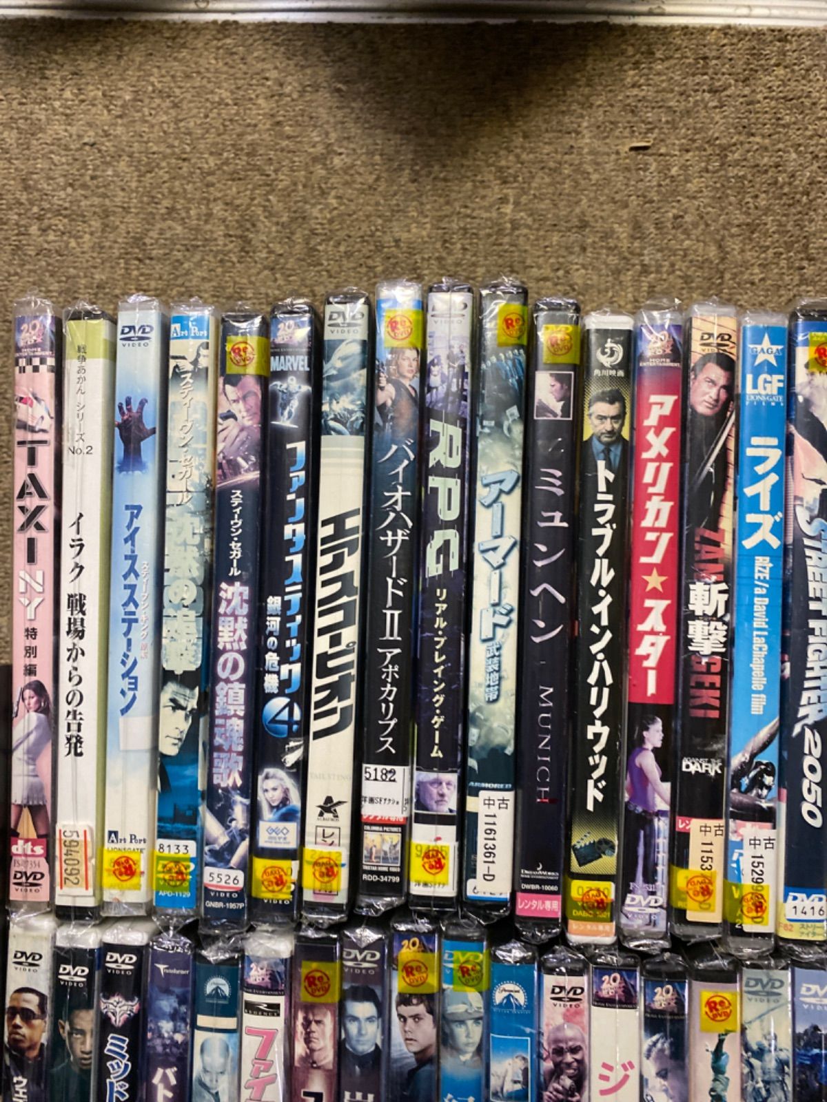 ② DVDまとめ売り 57本セット 海外映画 ジャンル多数 - メルカリ
