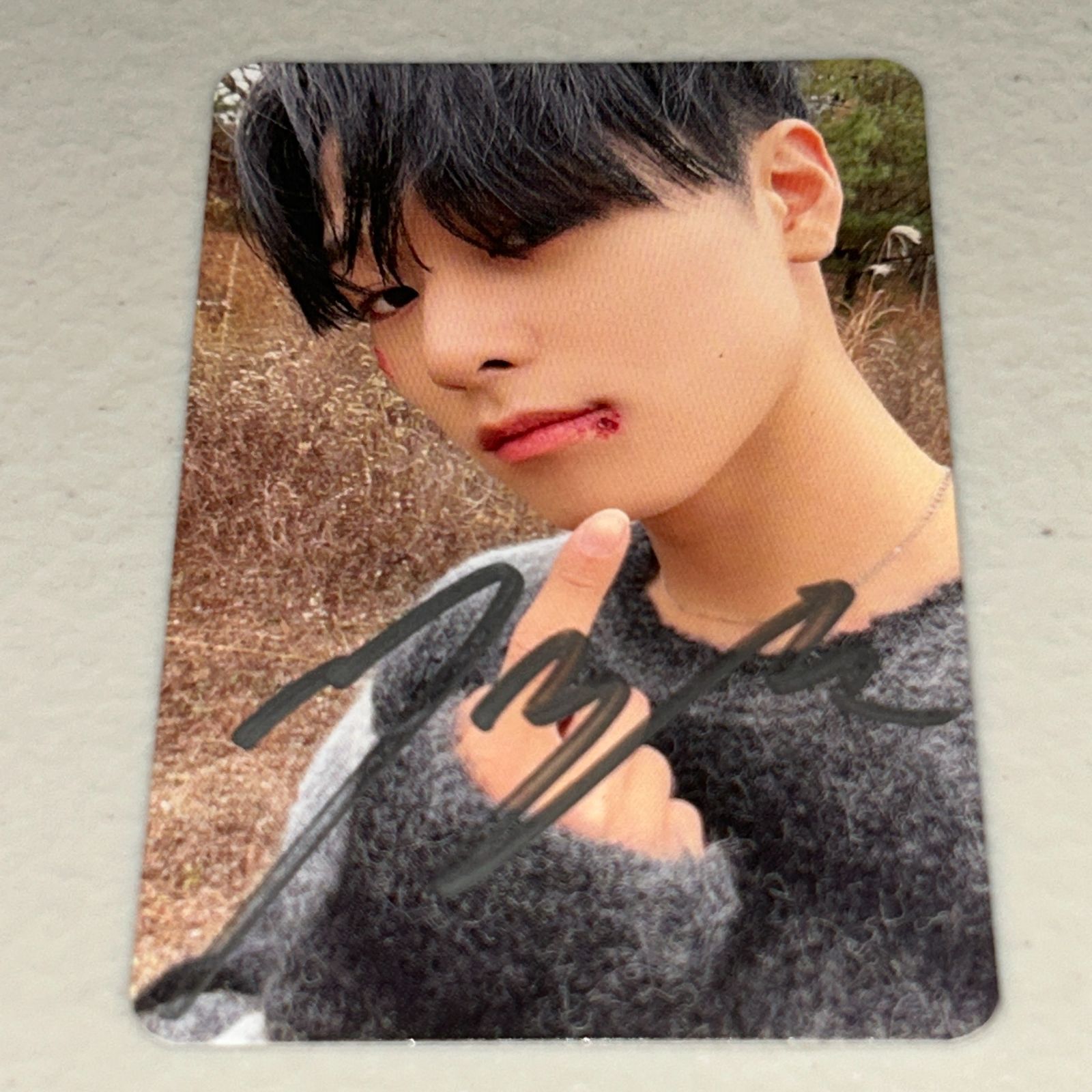 THE BOYZ ジュヨン直筆サインヨントン