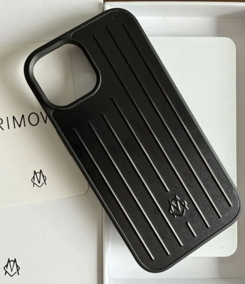 新品/未使用// RIMOWA リモワ iPhone 13/14ケース ブラック - メルカリ
