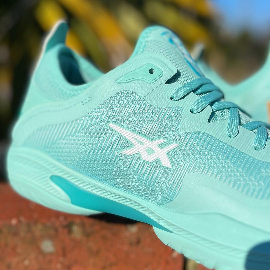 ASICS GLIDE NOVA FF 3 アシックス グライドノヴァ 台湾限定カラー