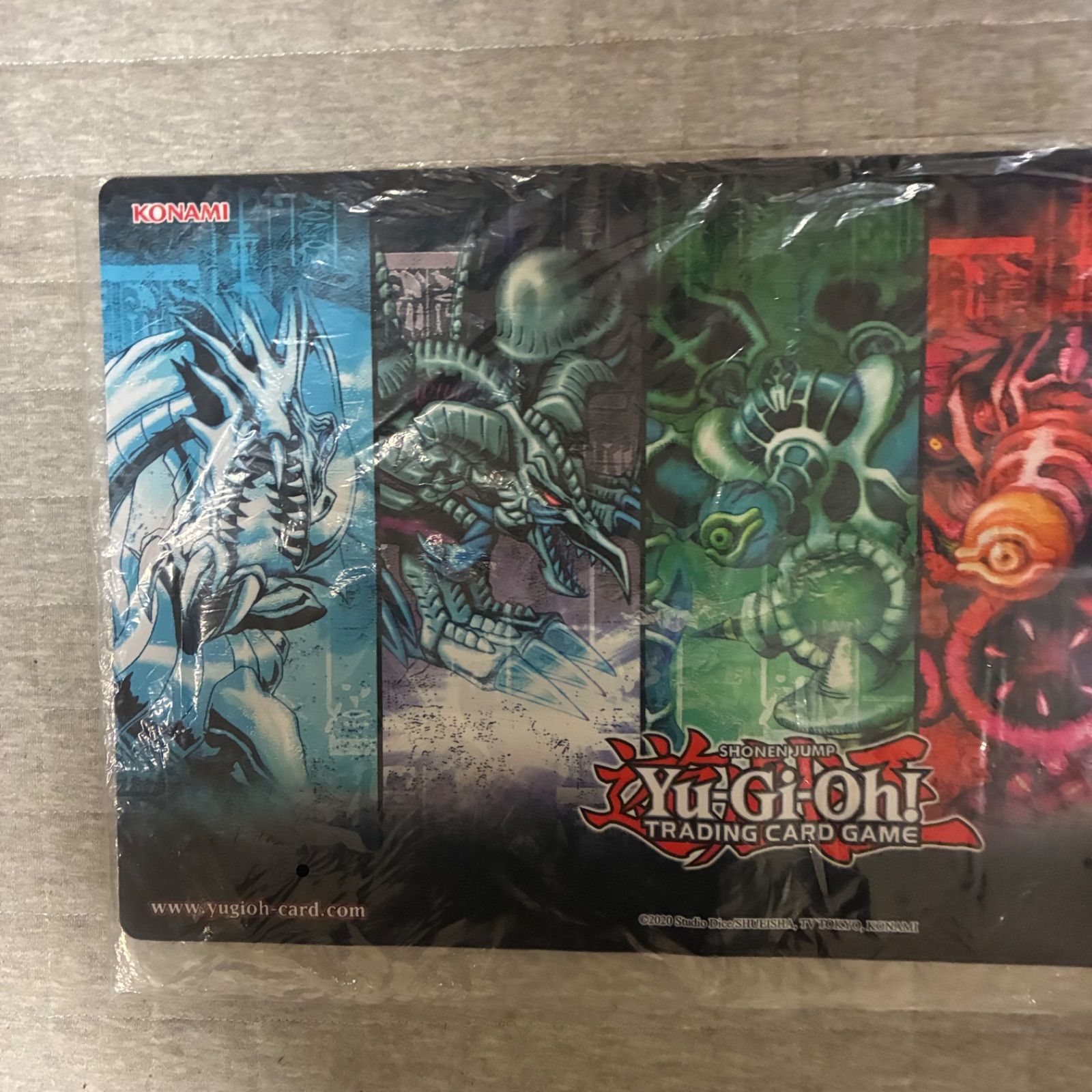 未開封】遊戯王 英語版 25th Anniversary プレイマット - メルカリ