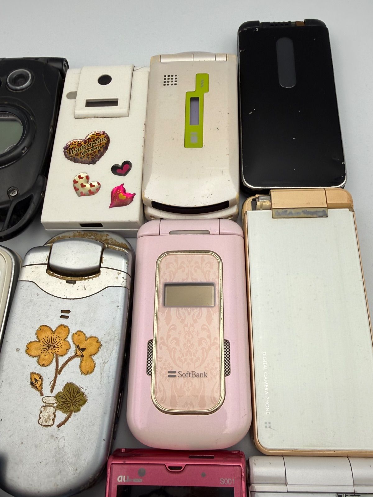 ジャンク品 部品取り 携帯電話 ガラケー 25点まとめ売り - メルカリ