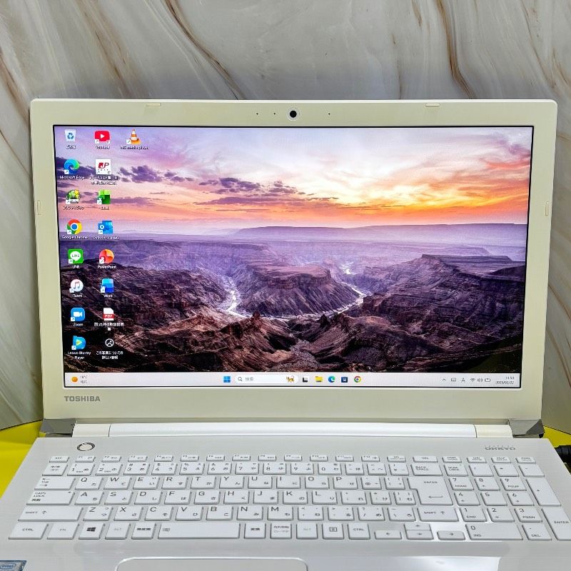 美品【7世代】Core i3ノートパソコン✨SSD爆速✨ windows11✨オフィス