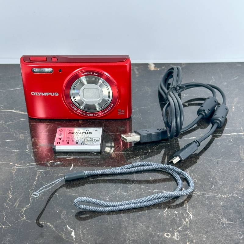 美品】Olympus Stylus VG-180 レッド コンパクトデジタルカメラ 1600万