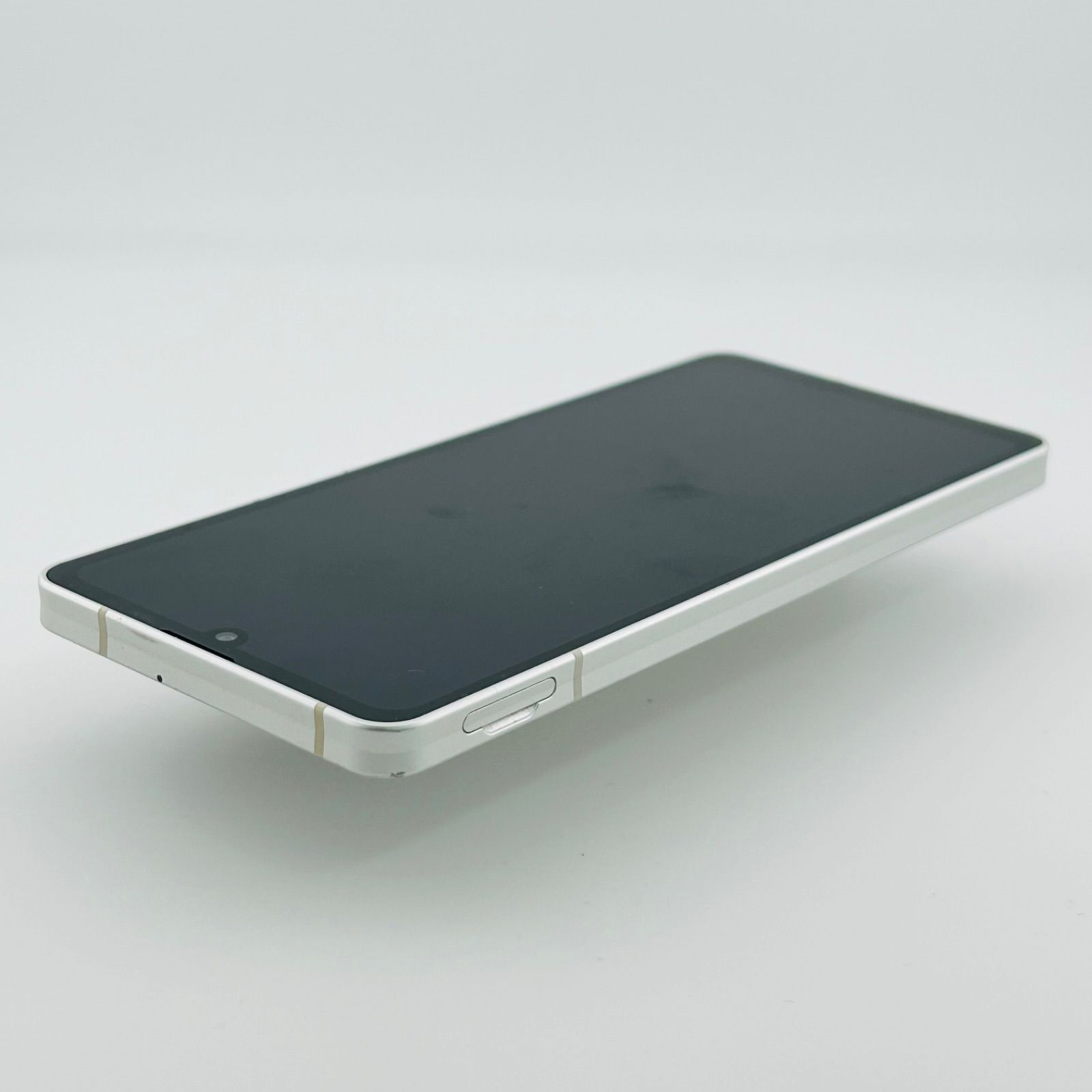 バッテリー良好 AQUOS sense6 64GB シルバー SIMフリー(simロック解除