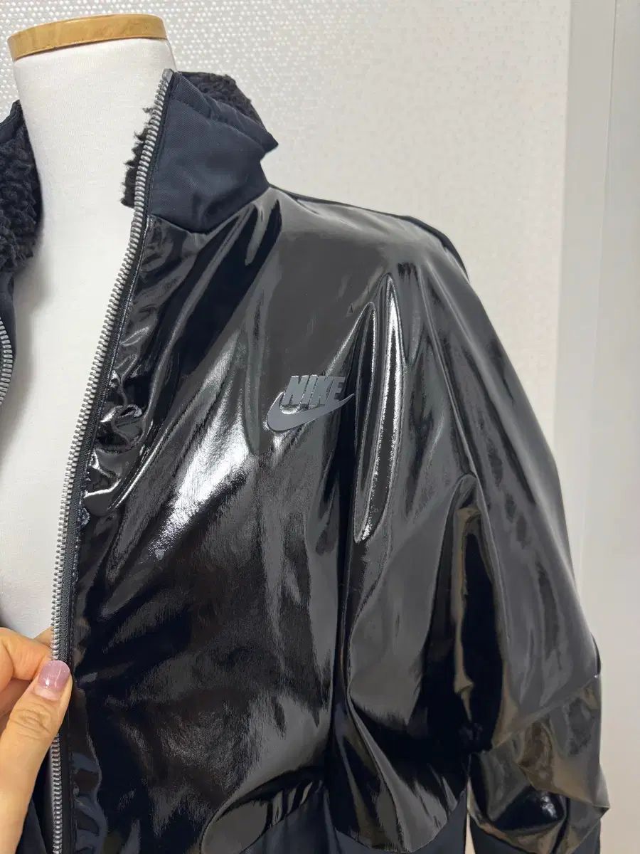 ナイキ スポーツウェア ジャージ アイコン クラッシュ 光沢 ジャケット