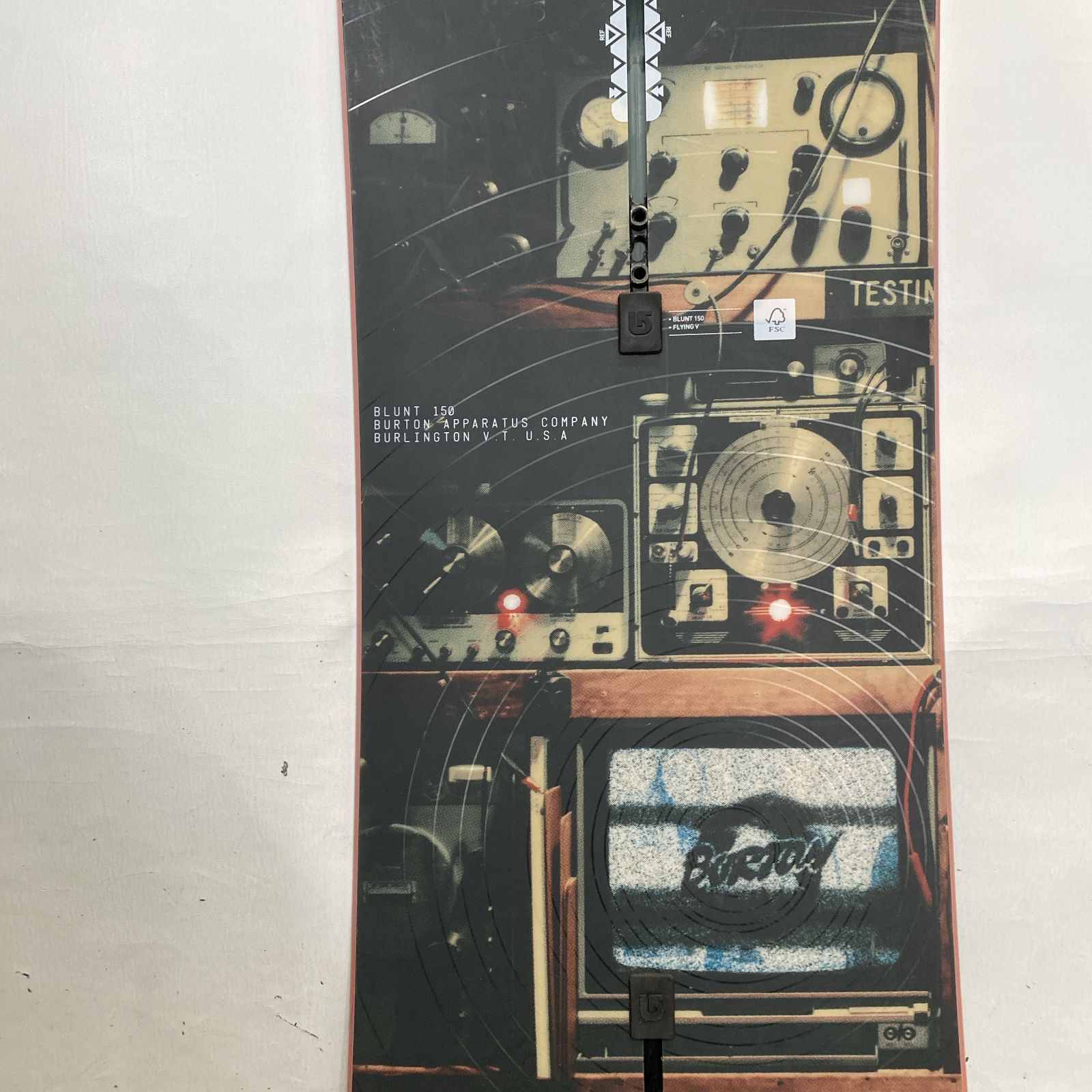 浜館58-242] [店舗併売品] BURTON 2017モデル BLUNT FLYING V ダブル