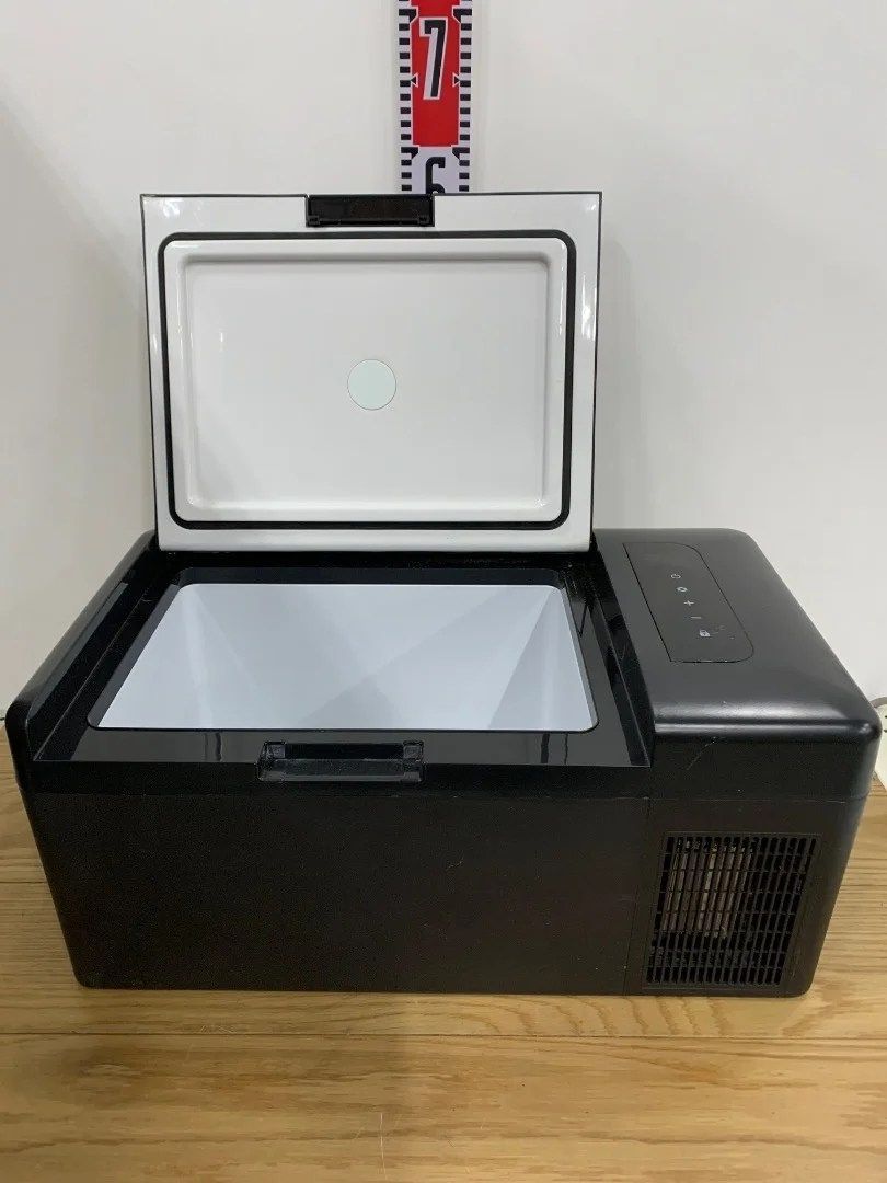 VERSOS FCR-A01 車載対応 ポータブル冷凍庫 15L ベルソス - メルカリ