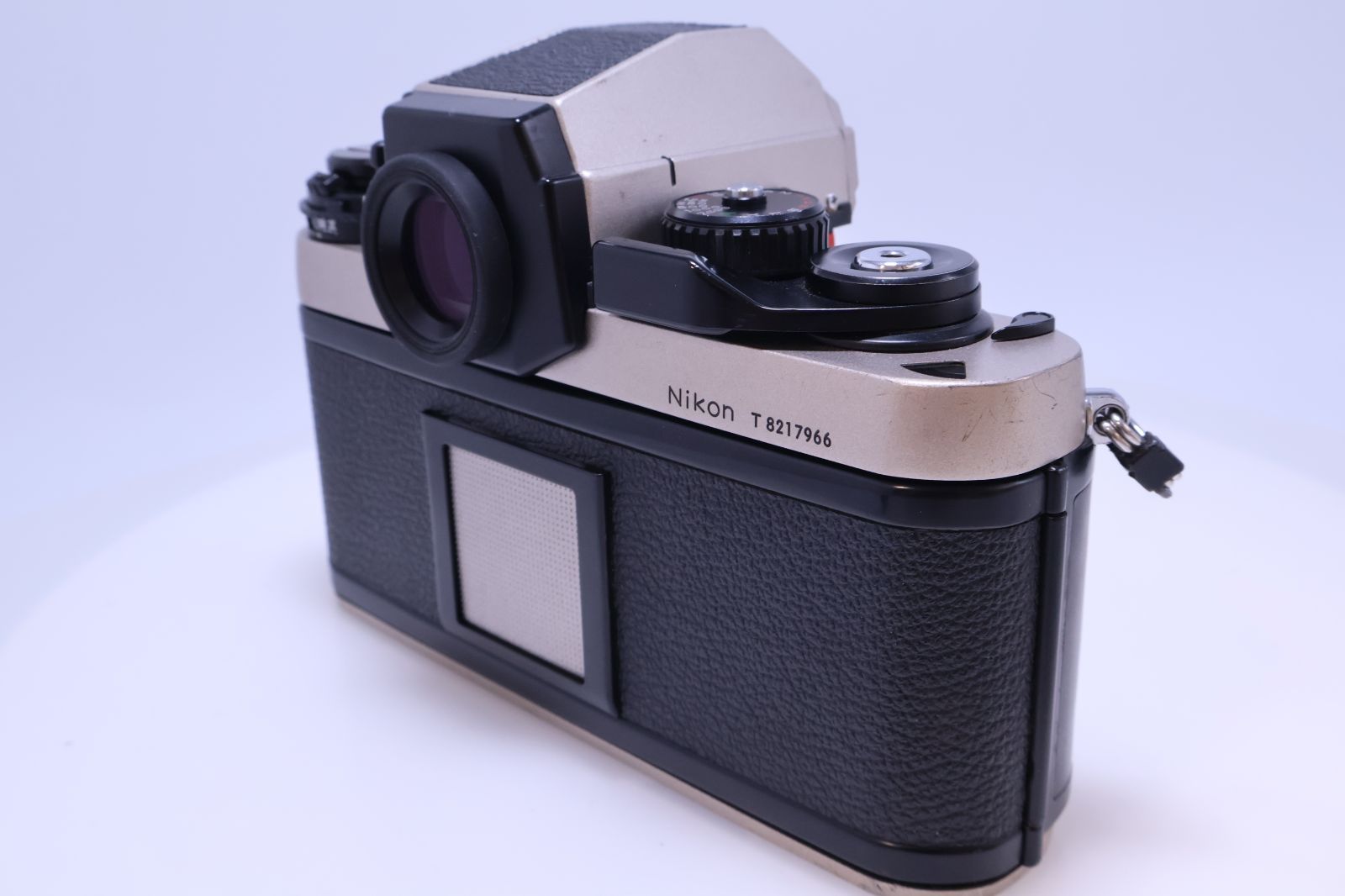 UCSにて点検済 美品】Nikon F3 T ボディ チタンカラー フィルムカメラ
