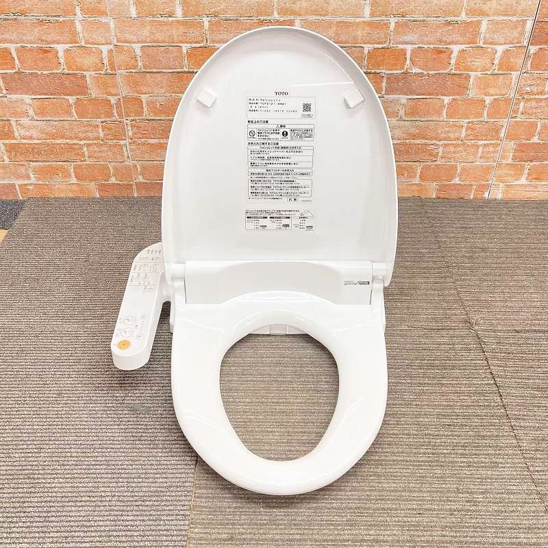 中古品】【ジャンク扱い】 TOTO 電気温水便座 ウォシュレット シャワー
