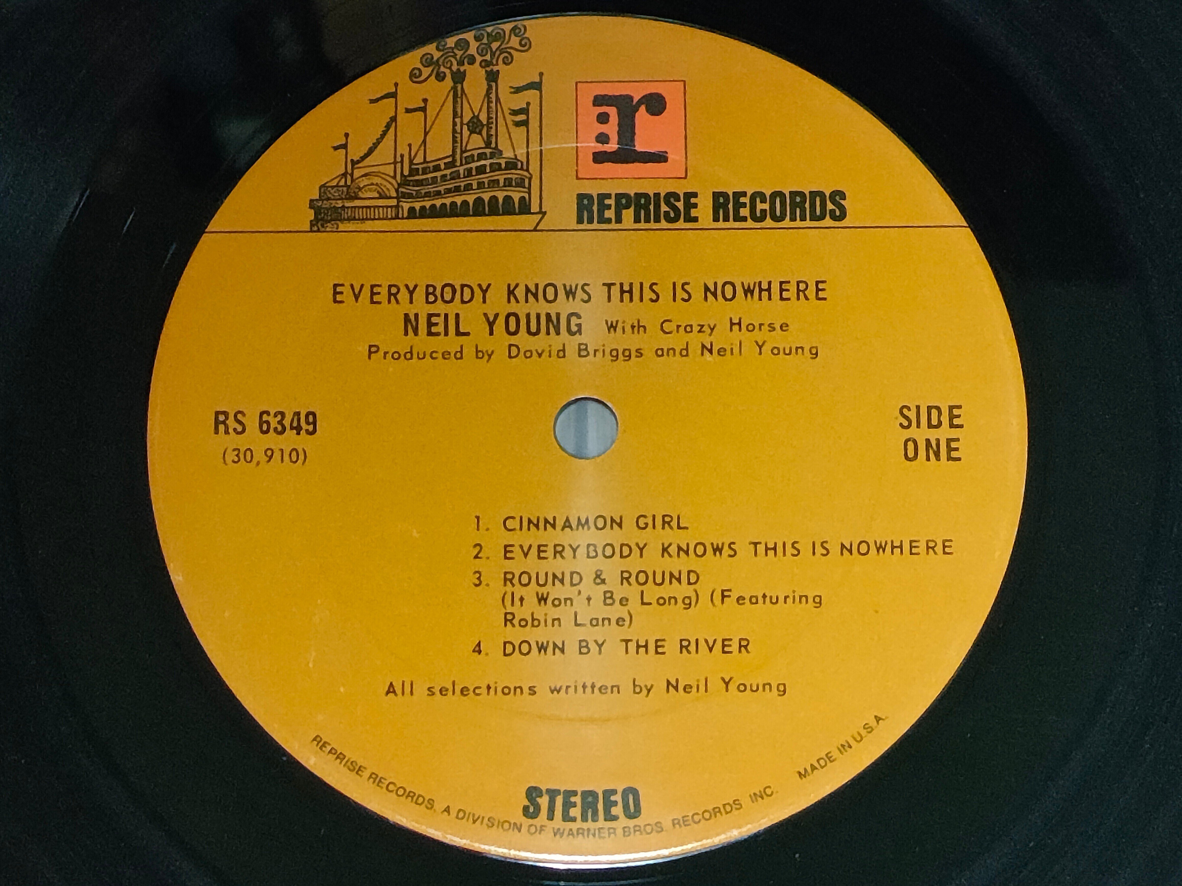 Everybody Knows This Is Nowhere】(1969) Neil Young with Crazy