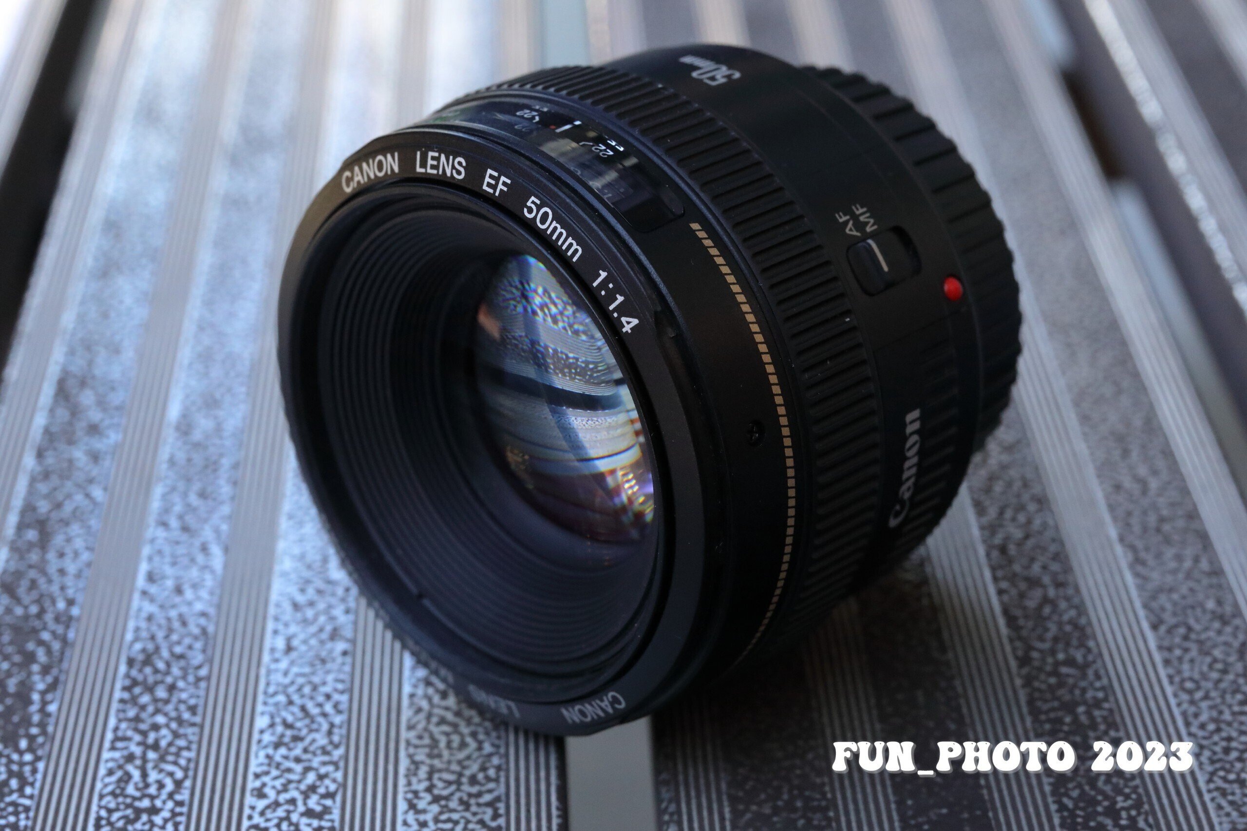 懐古的な EF50mm F1.4 USMとR6MarkⅡ｜fun_photo