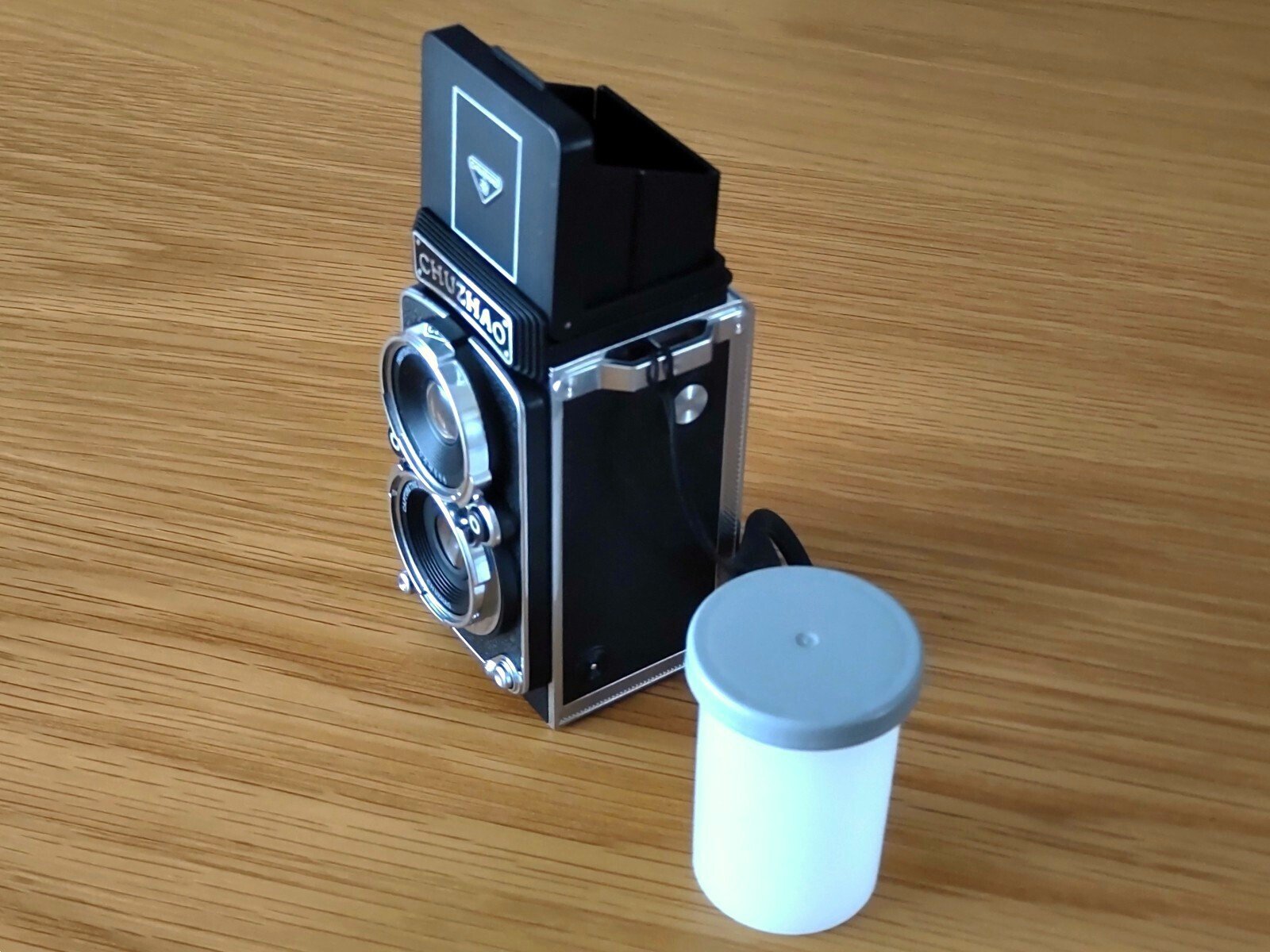 CHUZHAOの二眼レフ風デジカメ｜京モウソヲ潟郎
